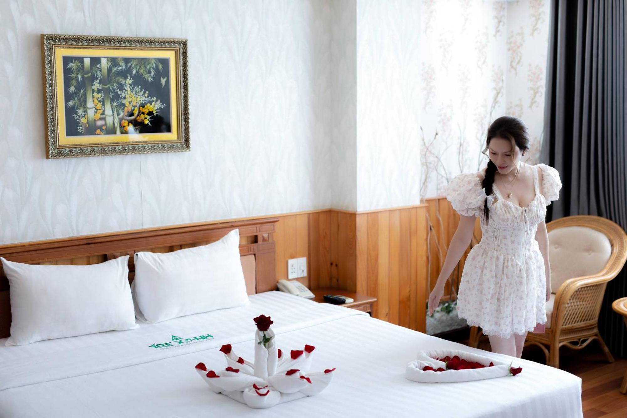 Tre Xanh Hotel Плейку Екстер'єр фото